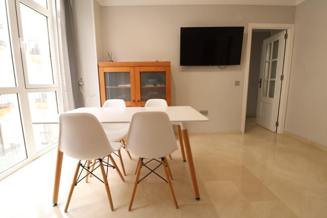 Piso En Pleno Centro De Huelva. Apartment Exterior foto